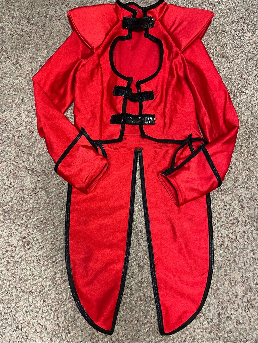 Vintage Spandex Red padded sholder tux Cropped blazer with tails